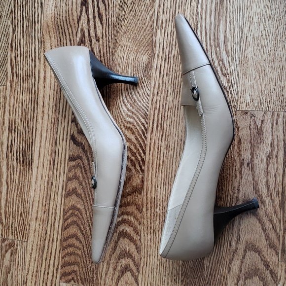 (9) Amalfi Made in Italy Neutral Tone Pointy Toe Leather Heels Formal Ocassion - Picture 8 of 16